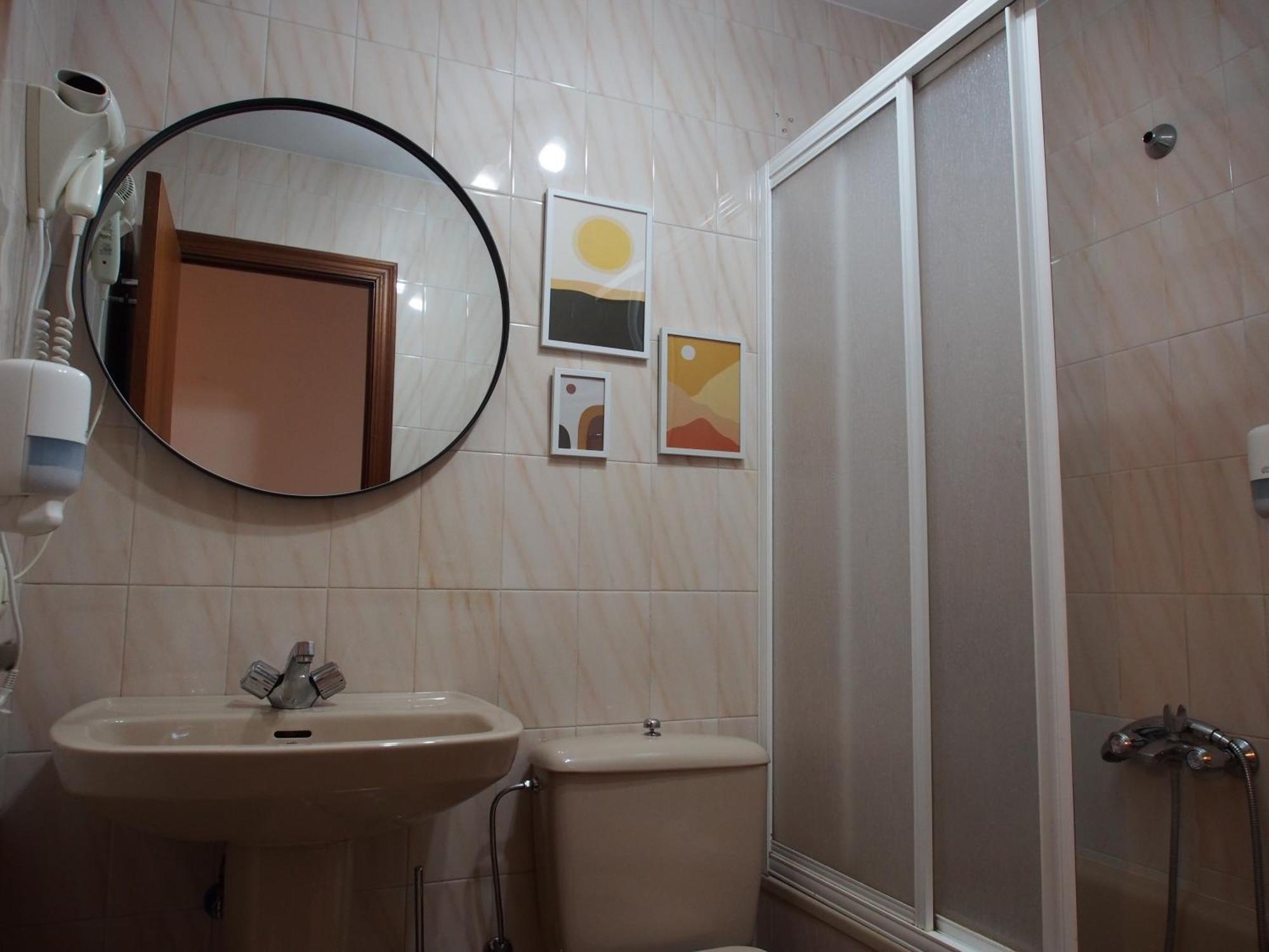 Hostal Remona เอสปินามา ภายนอก รูปภาพ