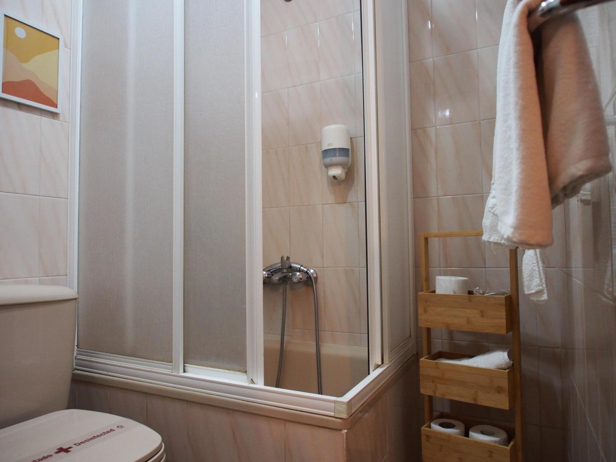 Hostal Remona เอสปินามา ภายนอก รูปภาพ