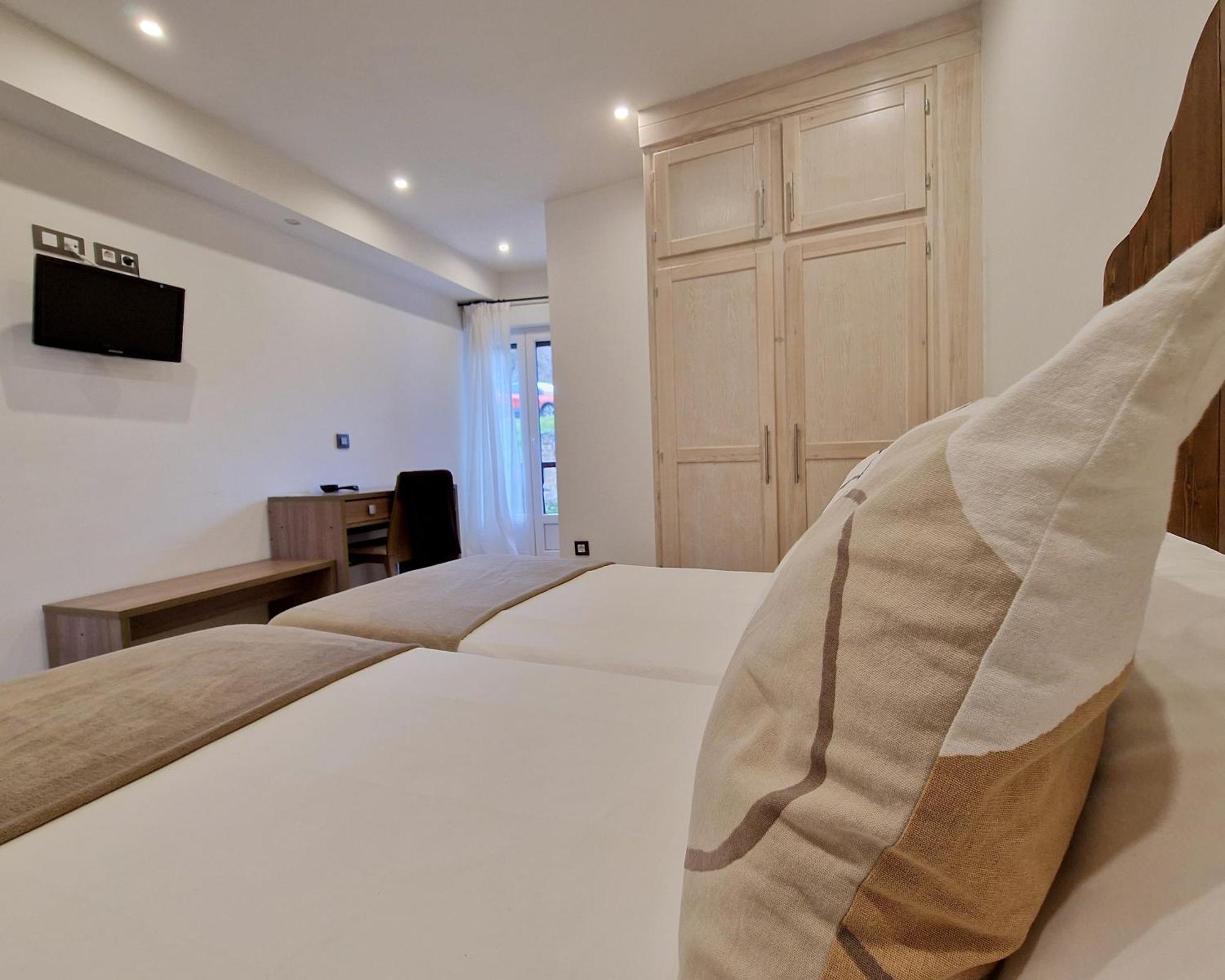 Hostal Remona เอสปินามา ภายนอก รูปภาพ